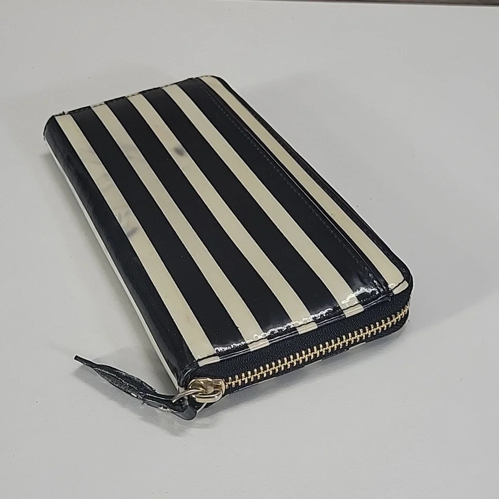 kate spade Black & Off-White Striped Zip Wallet